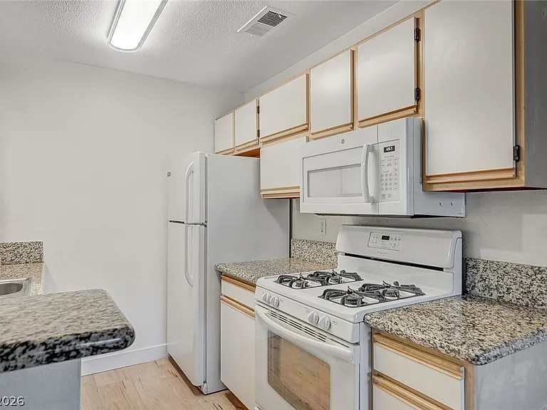 2200 Fort Apache Rd #1064 — Photo 8