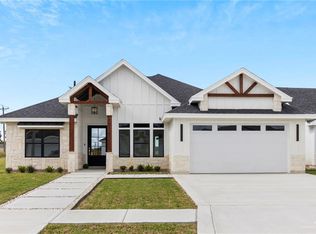 1003 Broken Arrow Dr, Alamo, TX 78516