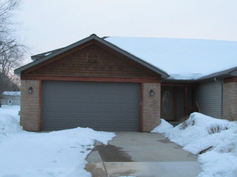 2nd image of N227 Herb Ave