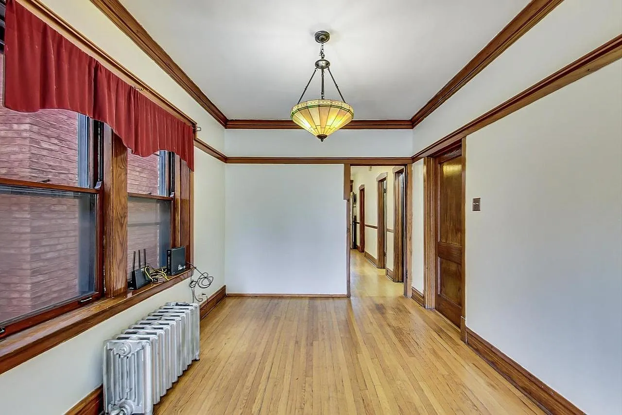 2 bed, 906 sqft, $1,950 — Photo 4