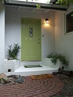 4th image of 825 Christine Ave