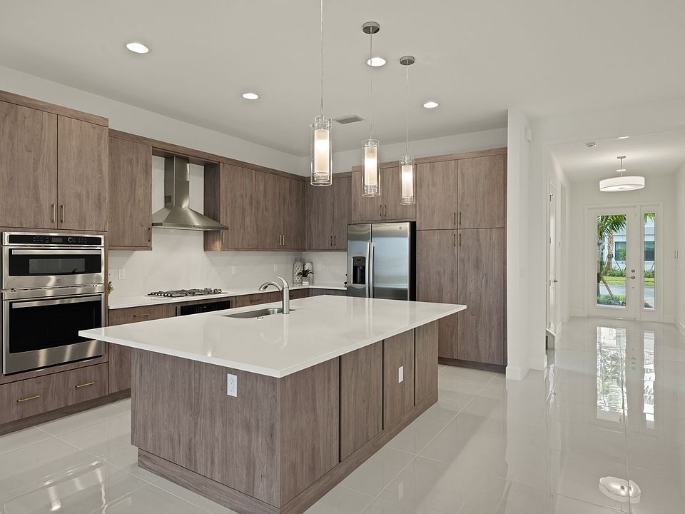 1st image of 20546 Fair Oak Ln