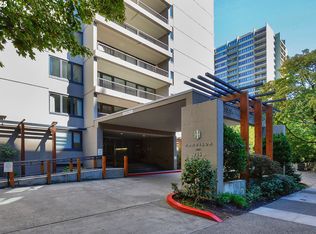 255 SW Harrison St APT 9C, Portland, OR 97201