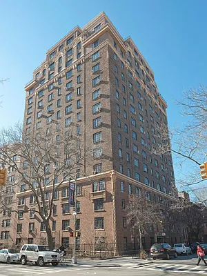 Sold by Sotheby's International Realty | media 7