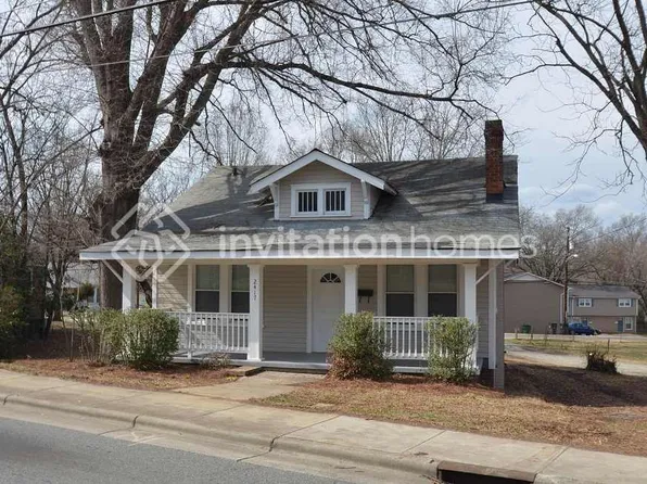 2417 The Plz, Charlotte, NC 28205