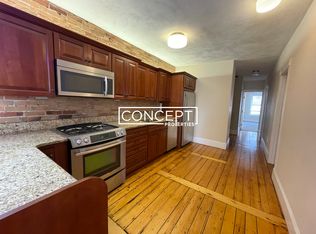 28 Beacon St APT 2, Chelsea, MA 02150
