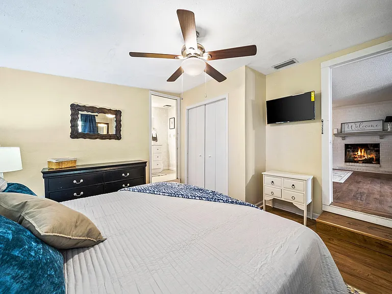 3701 S Richmond Ave — Photo 18