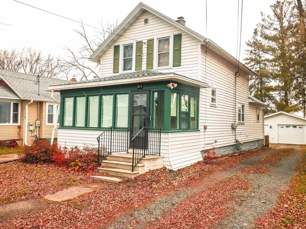 311 West BLODGETT STREET, Marshfield, WI 54449