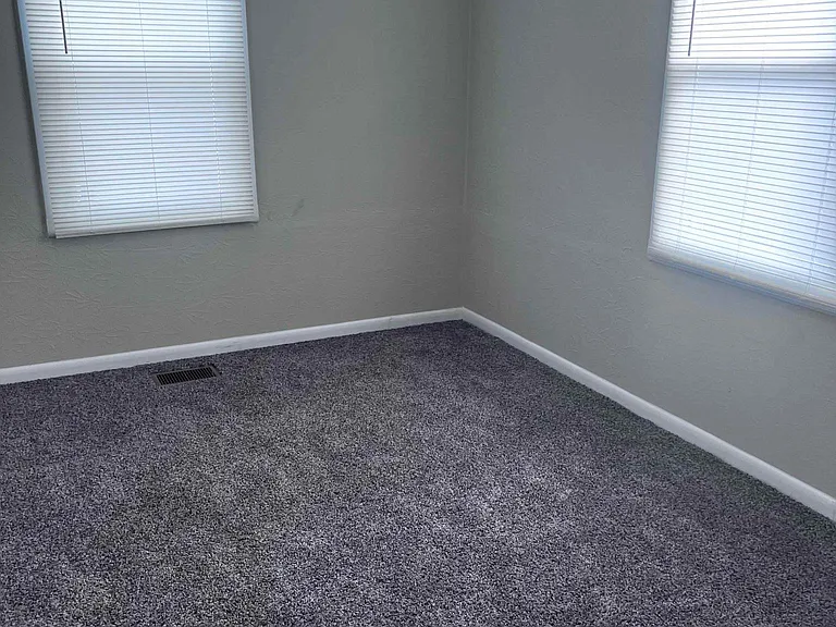 109 Jessamine Ave — Photo 5