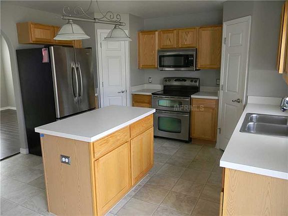 4th image of 3684 Wellington Pl