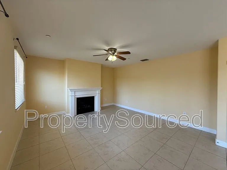 18517 Admiral Way — Photo 9