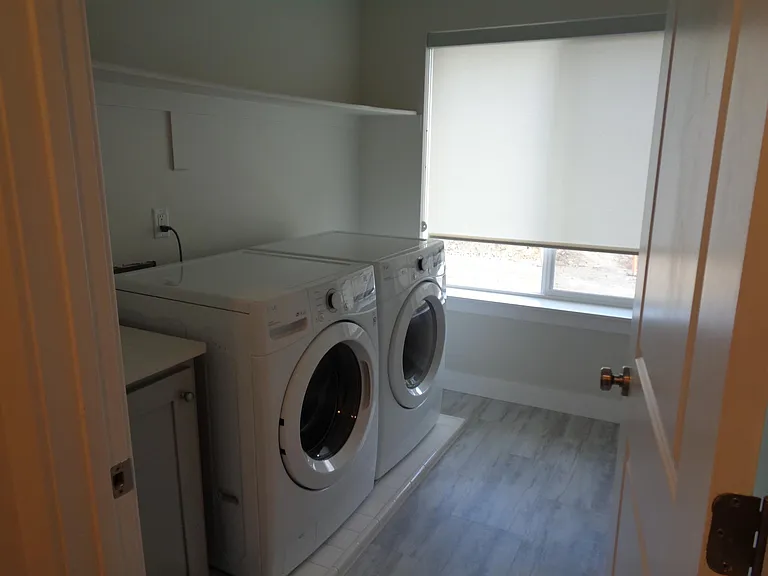 644 E Fort Union Blvd #644 — Photo 4
