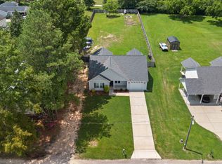 202 N 6th St, Erwin, NC 28339