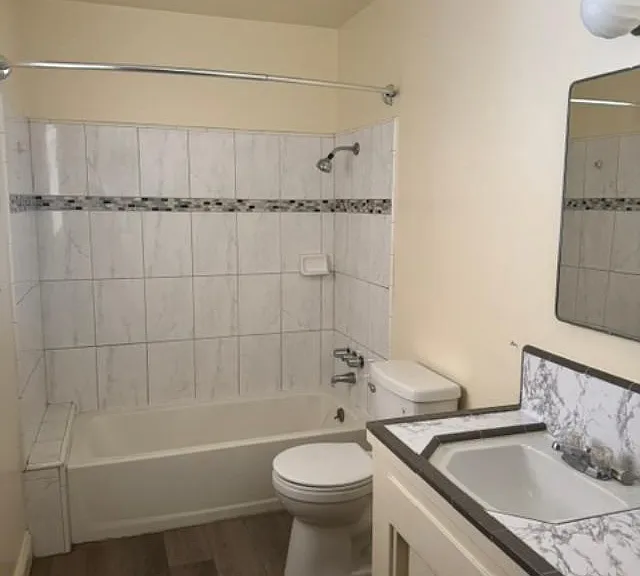 2318 Tully Rd — Photo 9
