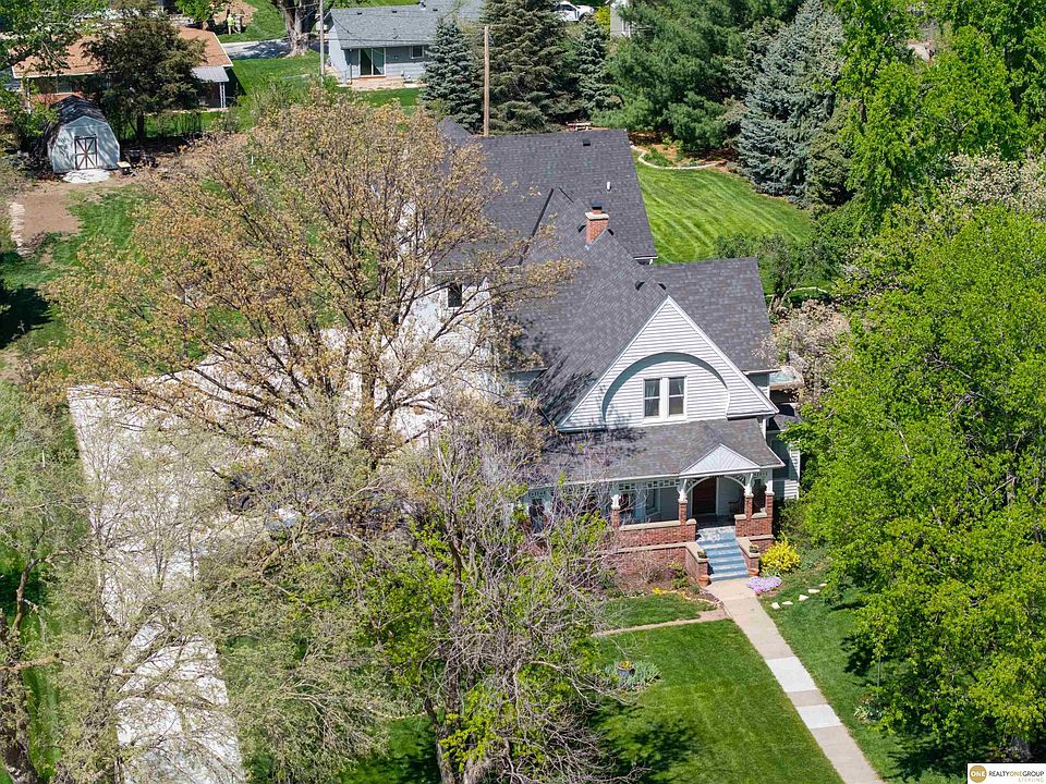 1st image of 516 W Angus St