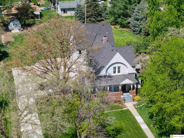 516 W Angus St, Gretna, NE 68028