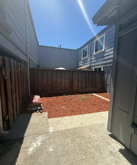 529 Sieber Pl #49 — Photo 37