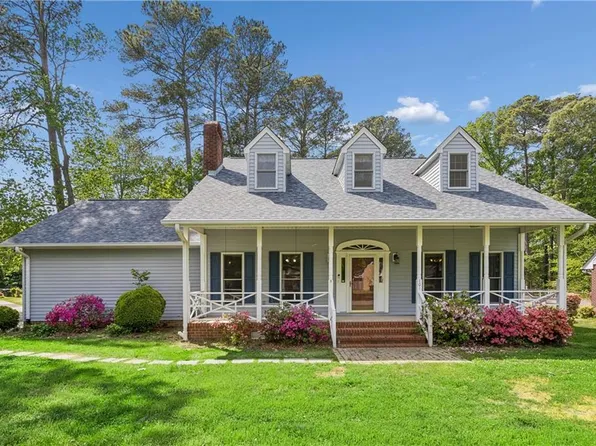 101 Marine Cir, Yorktown, VA 23692