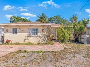 3215 NW 135th St, Opa Locka, FL 33054