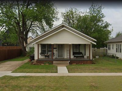 220 W Main St, Edmond, OK, 73012