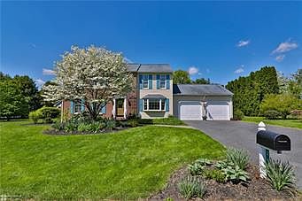 1st image of 247 Longwood Dr