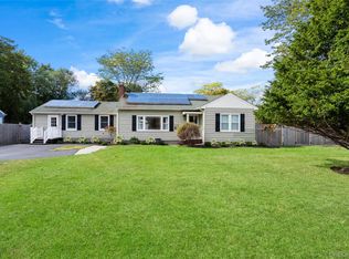 276 Bay Ave, Patchogue, NY 11772