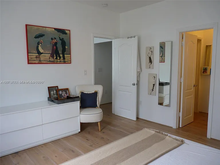 820 Euclid Ave #204 — Photo 10