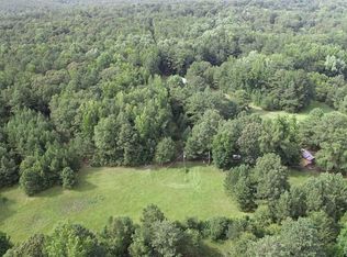 135 Blankenship Ln, Wetumpka, AL 36092