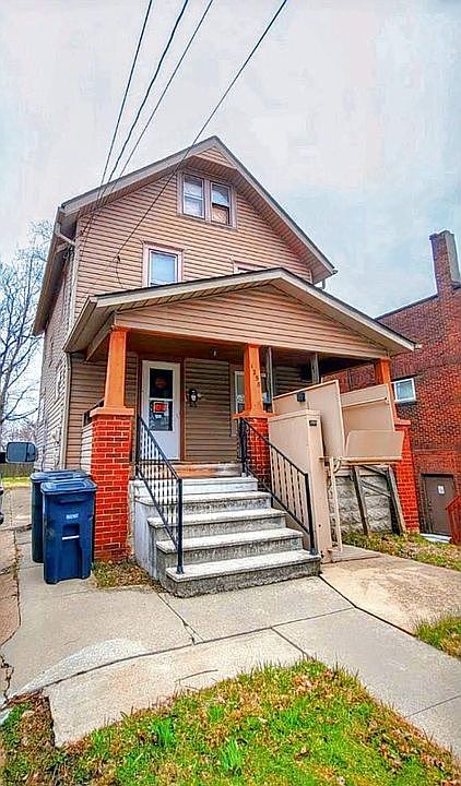2nd image of 1258 Moore St