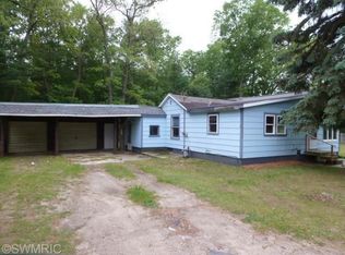2875 W McKinley Rd, Rothbury, MI 49452