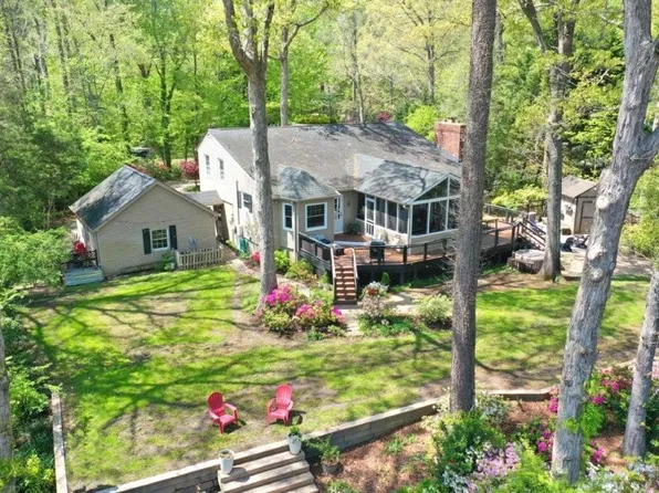 836 S Spigel Dr, Virginia Beach, VA 23454