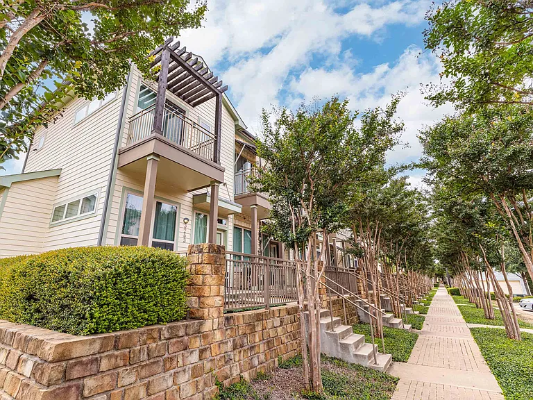 The District At Cypress Waters - Parson's Green — Photo 98
