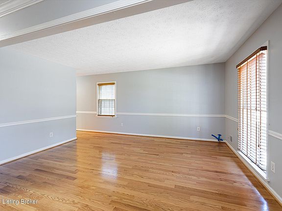4th image of 4309 Hunsinger Ln