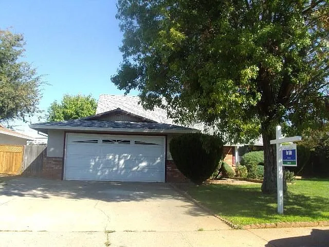 9925 Zion Way photo 1