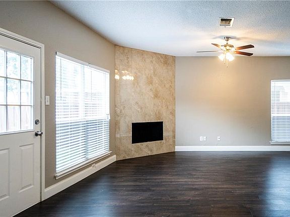 4th image of 2808 Hidden Springs Dr