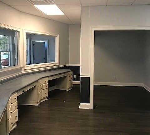4th image of 112 Hill Pond Ln Suite A