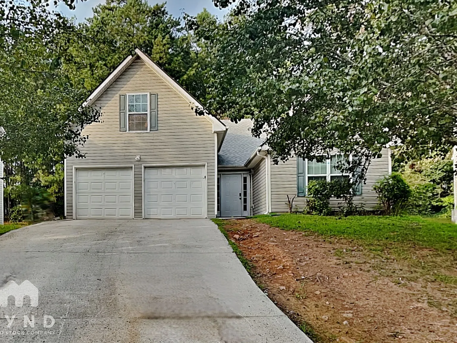 4 bed, 3.0 bath, 1802 sqft, $2,175 — Photo 1
