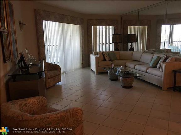 4th image of 7546 Fairfax Dr #210