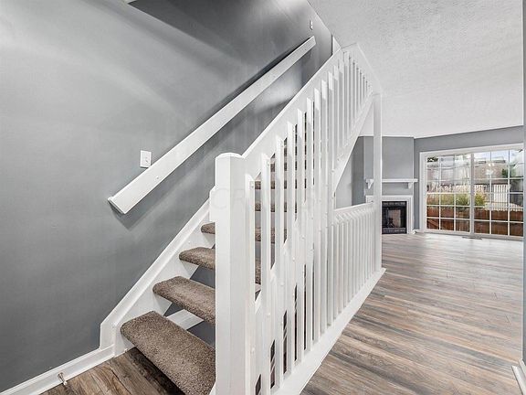4th image of 1654 Blackhorse Ln #171A