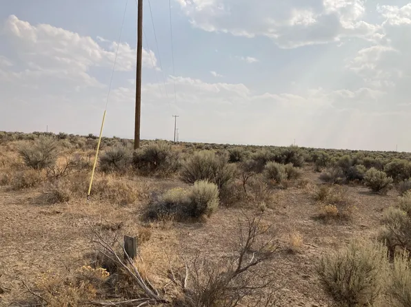 LOT 300 W Campbell Ln, Christmas Valley, OR 97641