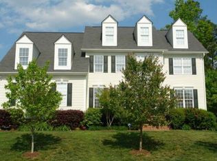 1001 Parsifal Pl, Apex, NC 27502