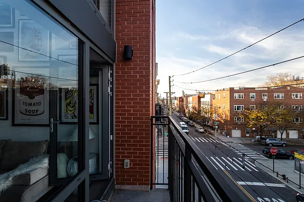 Sold by Compass | media 13