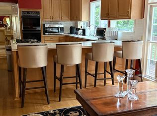 (Undisclosed Address), Roswell, GA 30075