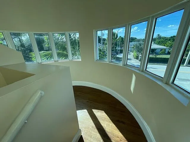 5820 N Flagler Dr — Photo 3