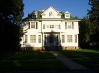105 N Seminary Ave, Mount Morris, IL 61054