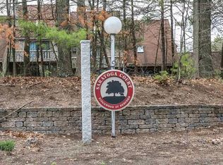 5 Saratoga Ct, Bedford, NH 03110