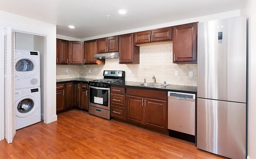 723A 14th Ave, San Francisco — Photo 2