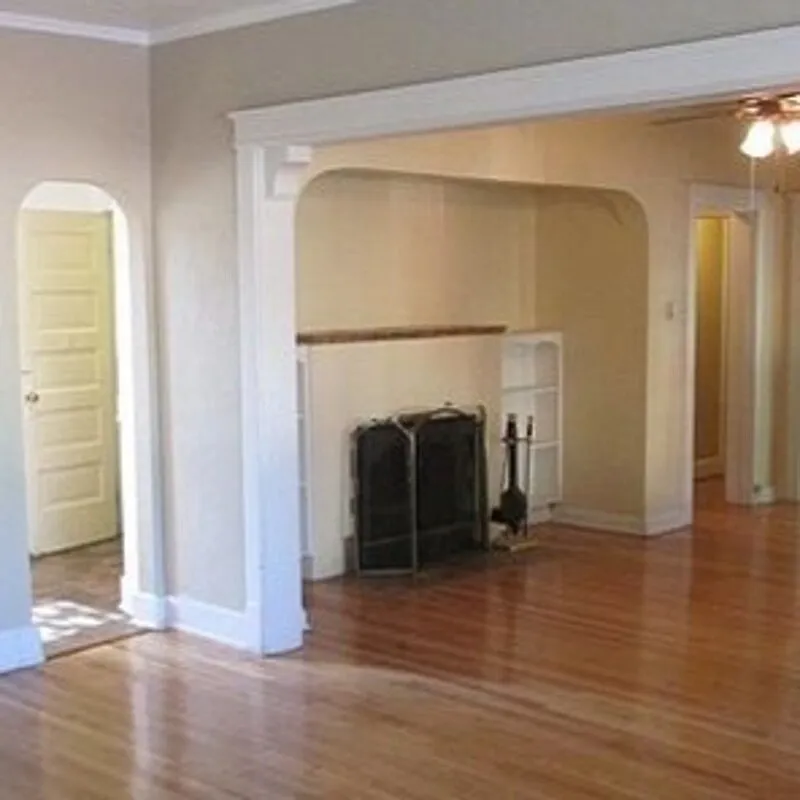 4 bed, 3.0 bath, 2100 sqft, $3,295 — Photo 4