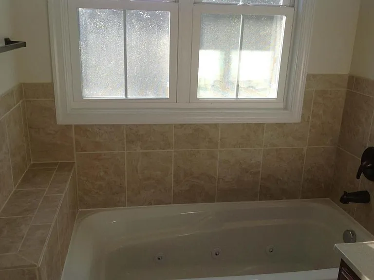 Tub 6-Jet