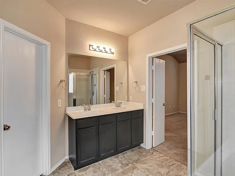 11426 Noble Ct — Photo 27